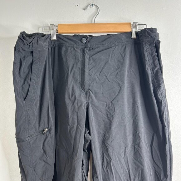 LL Bean Pants Womens 18 Black Nylon Spandex Stretch Outdoor Hiking Zip Pockets - Picture 2 of 12